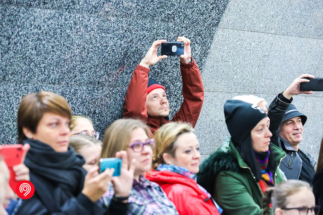 Сегодня на нескольких станциях метро можно было услышать песни Александры  Пахмутовой - Единый Транспортный Портал